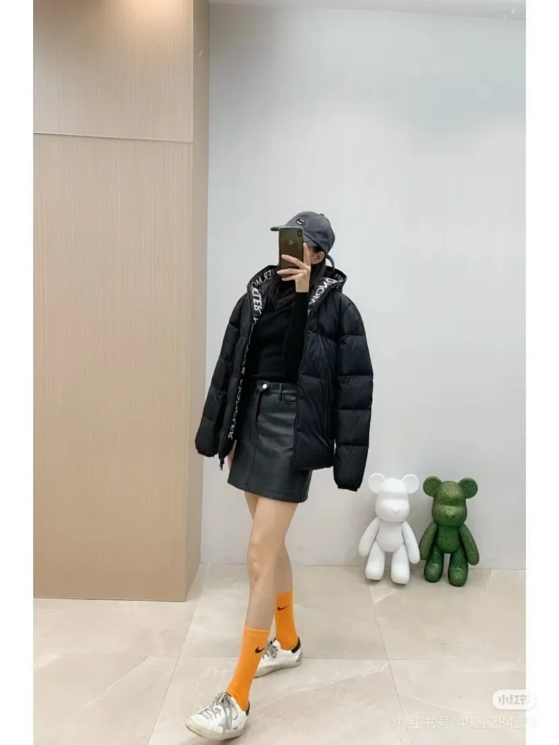 Moncler 蒙口 24ss内里门襟字母绣花羽绒服