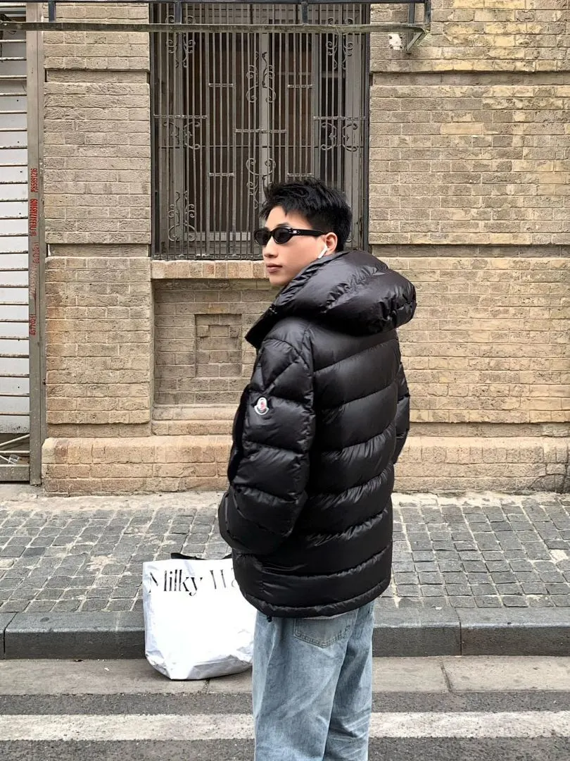 Moncler蒙口MC 24款 蝙蝠侠标识羽绒服