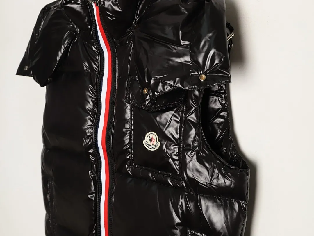 Moncler 蒙口 彩虹织带拉链连帽羽绒马甲