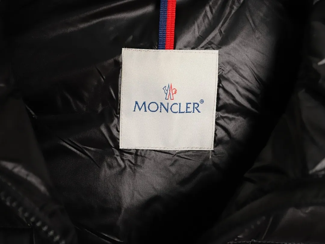 Moncler/蒙口 Baby娃娃款女士中长款连帽羽绒服