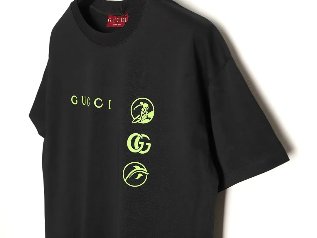 GUCCI 古驰 2026新款 立体压花字母logo 男女同款 短袖t恤