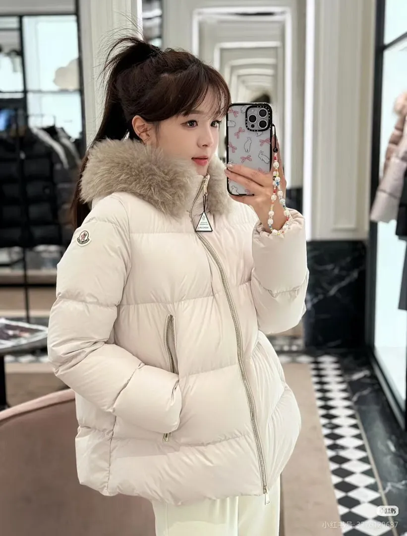 Moncler 蒙口 FW25 Laichefur纯色连帽短款羽绒服夹克外套