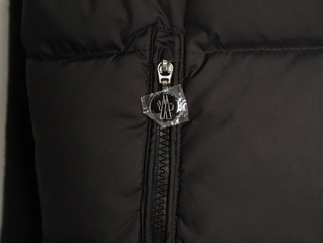 Moncler 蒙口 24s新款袖子拼接针织立领轻薄羽绒服外套