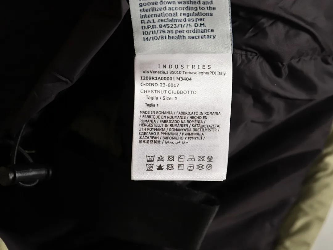 MONCLER GENIUSx菲董 联名款 FW23 拼接防水尼龙缝线连帽短款羽绒服