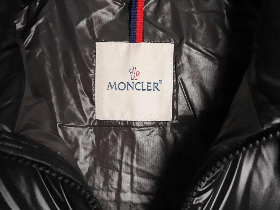 Moncler 蒙口 MAYA玛雅/陈奕迅同款/短款羽绒服