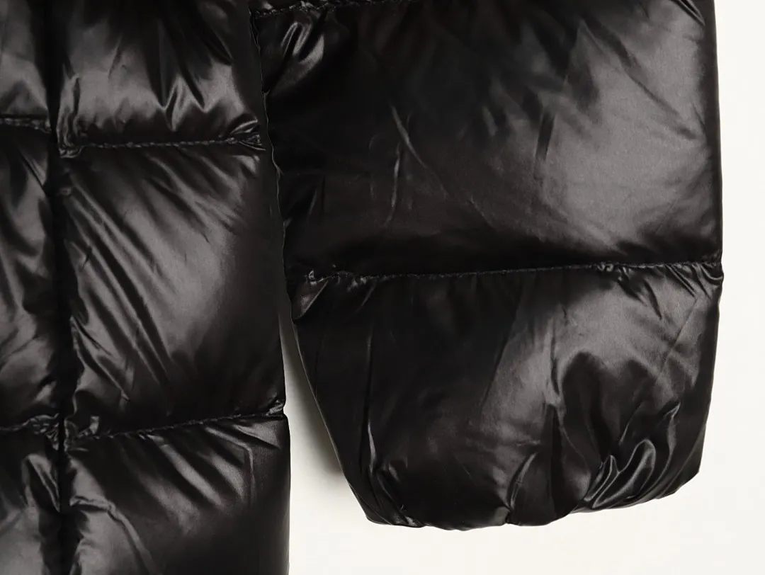 Moncler/蒙口 Baby娃娃款女士中长款连帽羽绒服