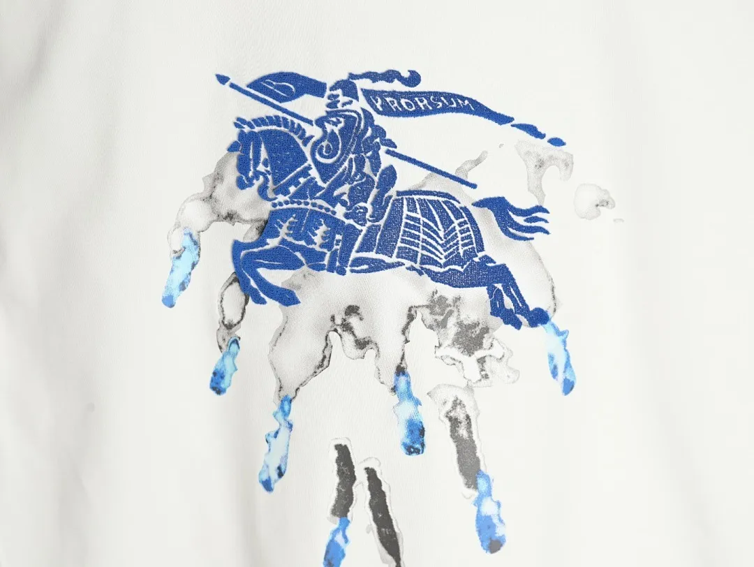 Burberry/巴宝莉 25ss 战马牙刷绣及泼墨印花短袖T恤