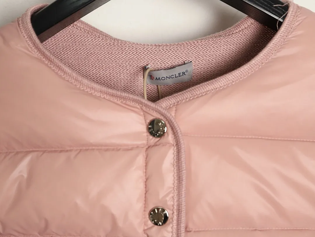 Moncler 蒙口 多纽扣针织拼接羽绒外套