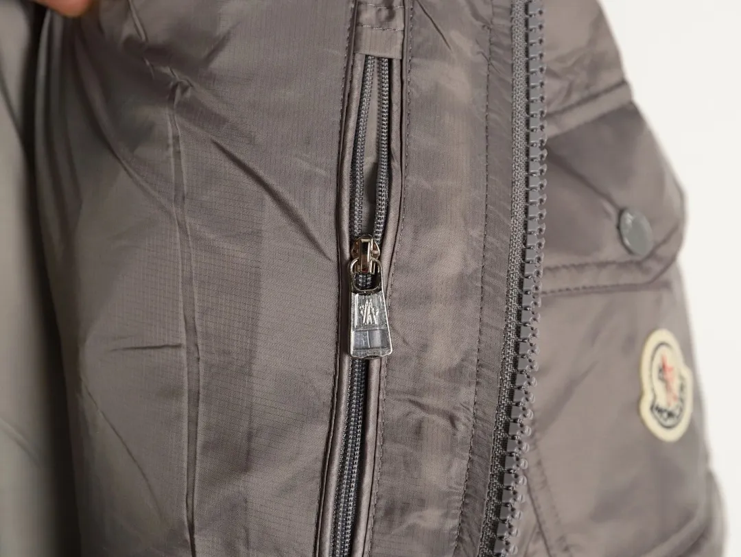 Moncler 蒙口 25SS Couyere maya系列哑光二代纯色羽绒服