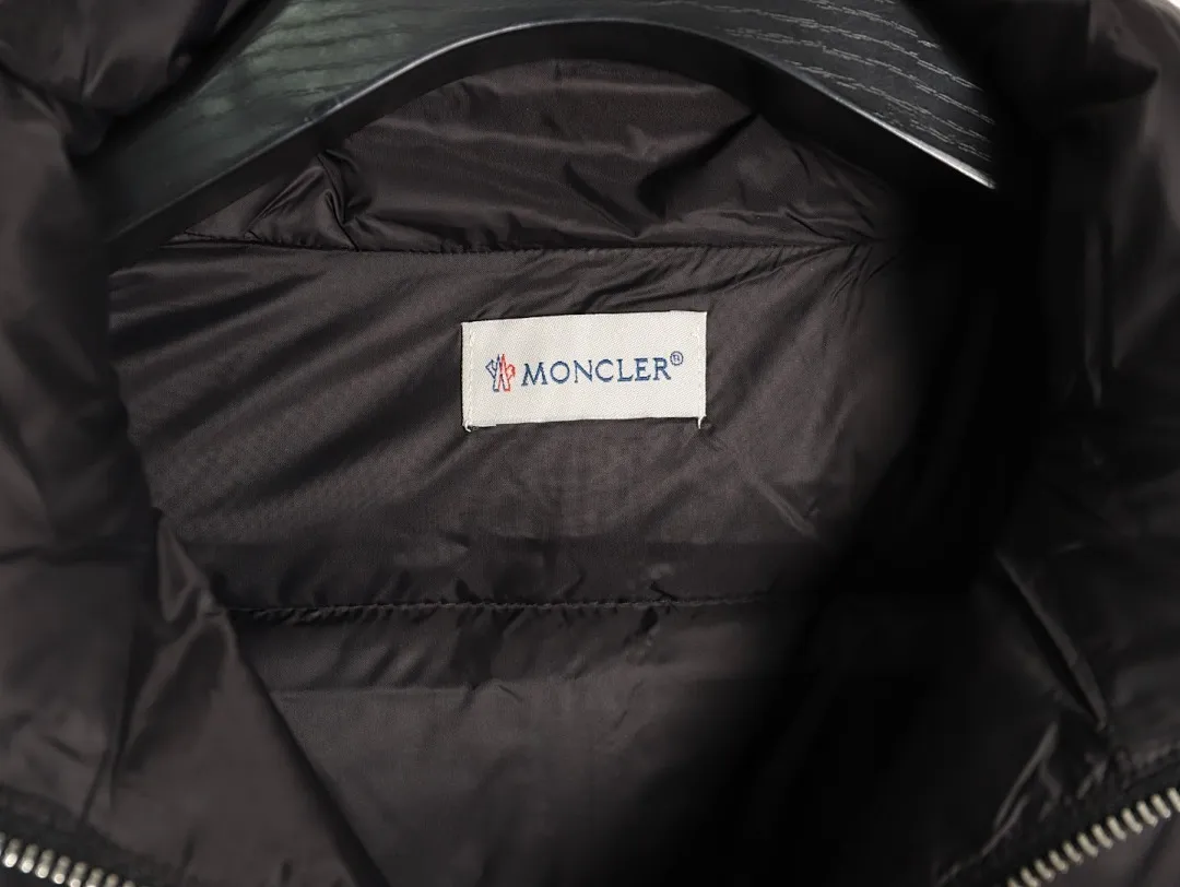 Moncler蒙口24s新款袖子拼接针织立领轻薄羽绒服外套 秋冬新款羽绒拼接夹克