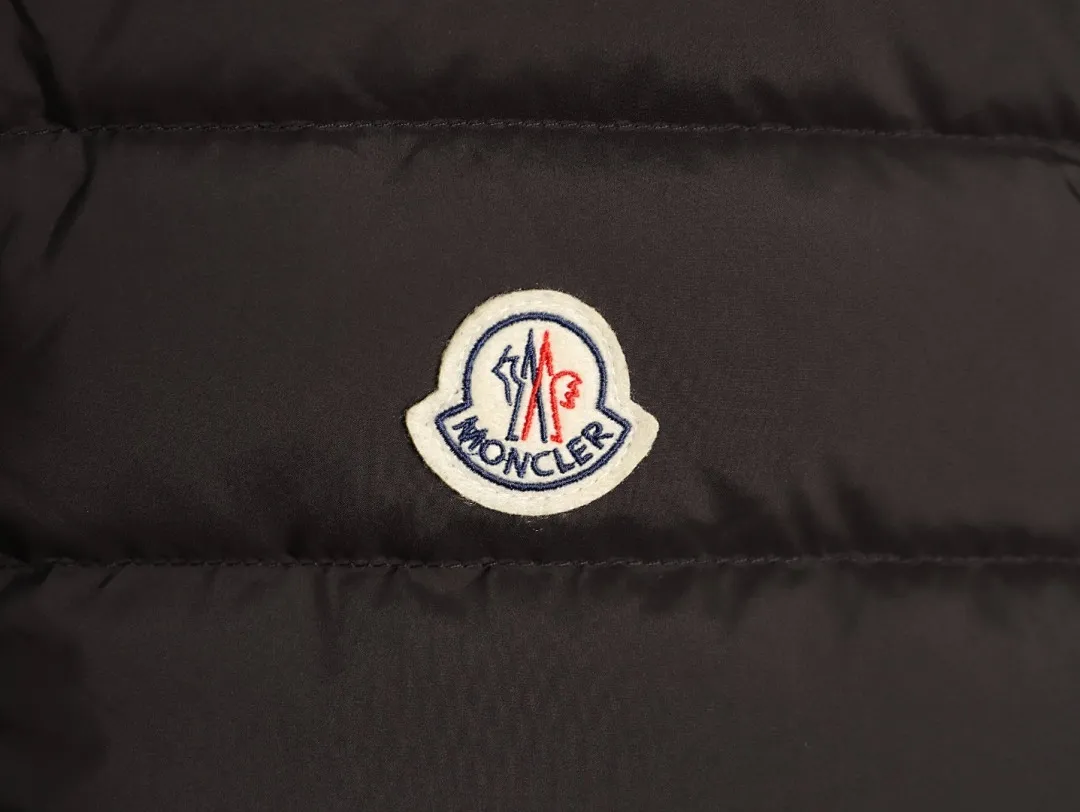 Moncler 蒙口冬新款羽绒拼接夹克