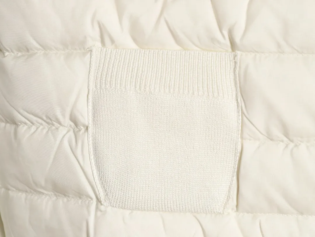 Moncler/蒙口 四口袋针织拼接羽绒外套