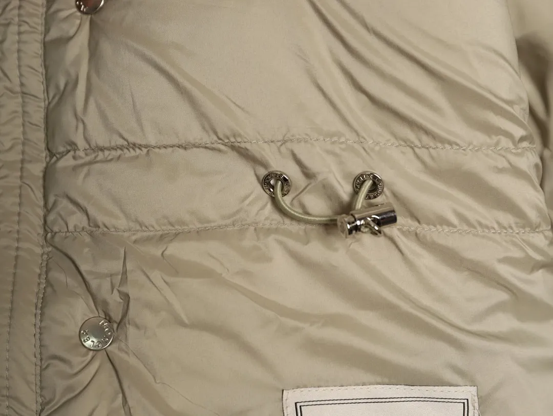 Moncler 蒙口 x 1017 ALYX 9SM联名系列连帽羽绒服