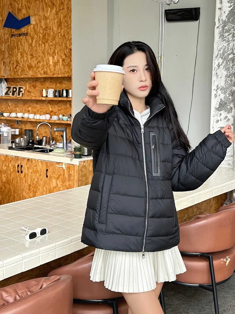 Moncler/蒙口 25Fw新款黑标皮拉链立领羽绒服