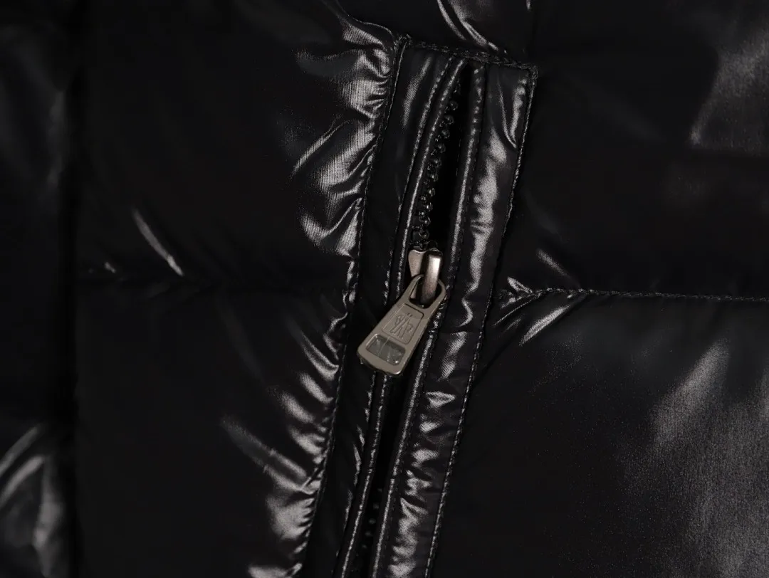 Moncler 蒙口 MAYA玛雅/陈奕迅同款/短款羽绒服