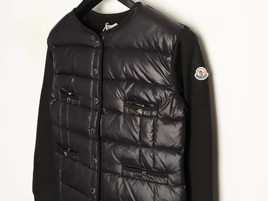 Moncler 蒙口 多纽扣针织拼接羽绒外套