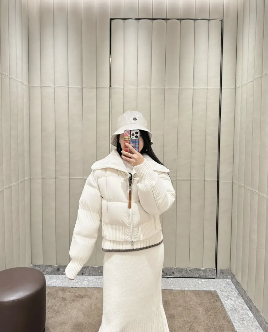 Moncler/蒙口 Jadeite24年新款女拼接假二件短款羽绒服
