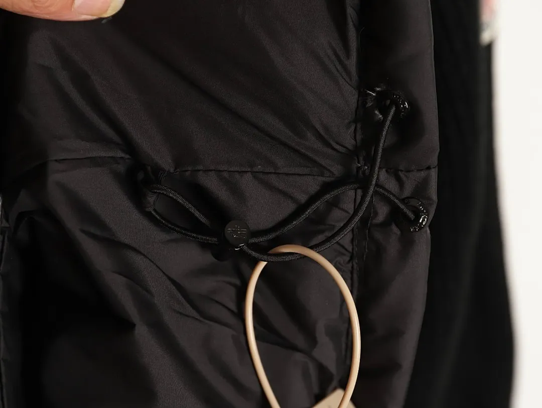 Moncler 蒙口 24s新款袖子拼接针织立领轻薄羽绒服外套