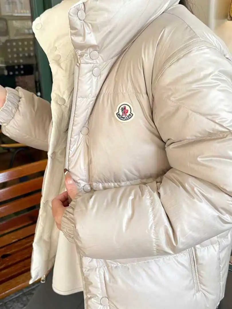 Moncler/蒙口 25FW新款Verone可拆卸双面羽绒服