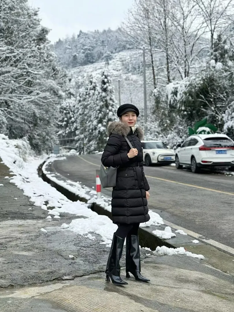 Moncler/蒙口 24ss Khloe杨幂明星同款长款哑光羽绒服