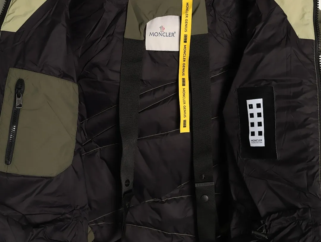 MONCLER GENIUSx菲董 联名款 FW23 拼接防水尼龙缝线连帽短款羽绒服