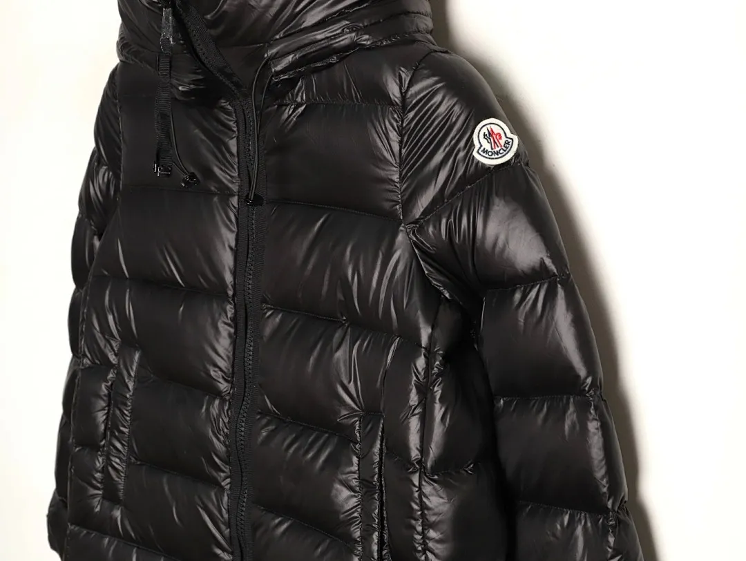 Moncler/蒙口 Baby娃娃款女士中长款连帽羽绒服