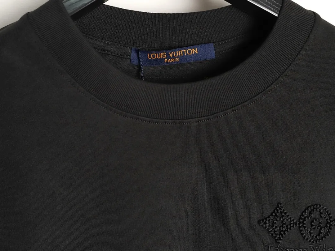 Louis Vuitton 三花刺绣短袖T恤