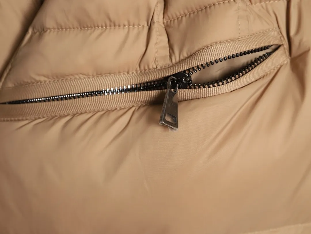 MONCLER 蒙口 HERMIFUR系列中长女款羽绒服