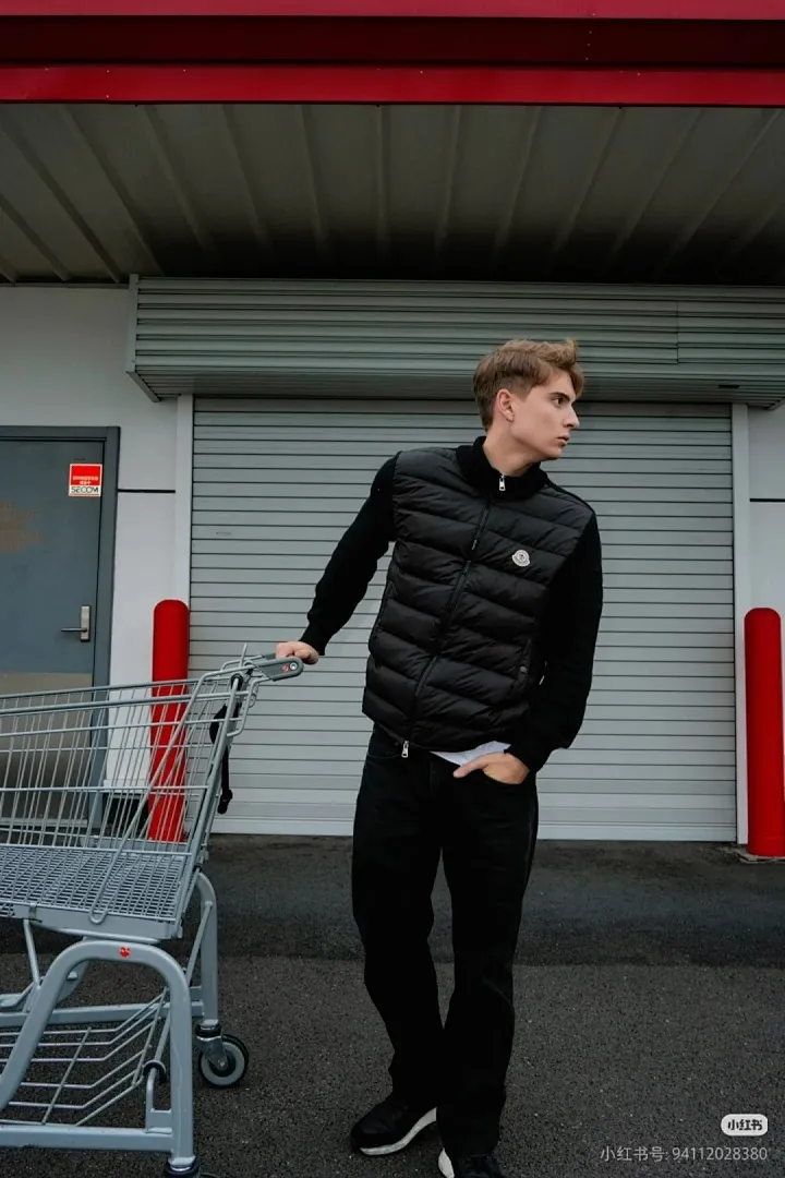 Moncler 蒙口冬新款羽绒拼接夹克