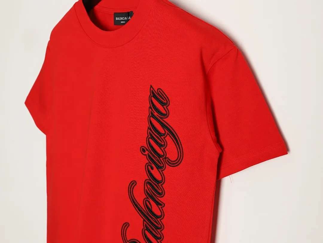 Balenciaga/巴黎世家 竖字母刺绣短袖