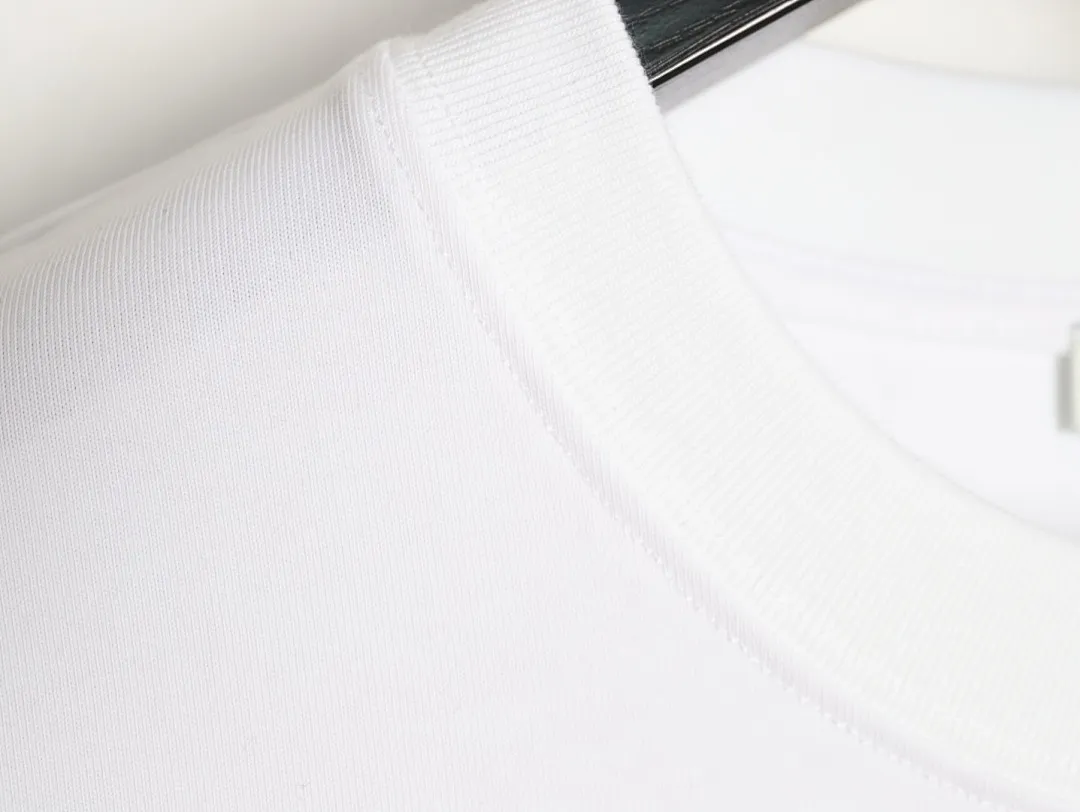 Burberry/巴宝莉 格纹口袋尼龙拼接短袖