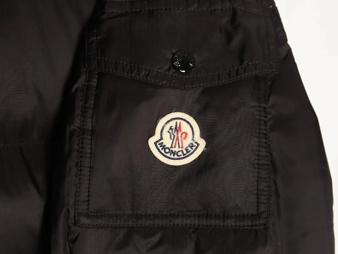 Moncler 蒙口 25SS Couyere maya系列哑光二代纯色羽绒服