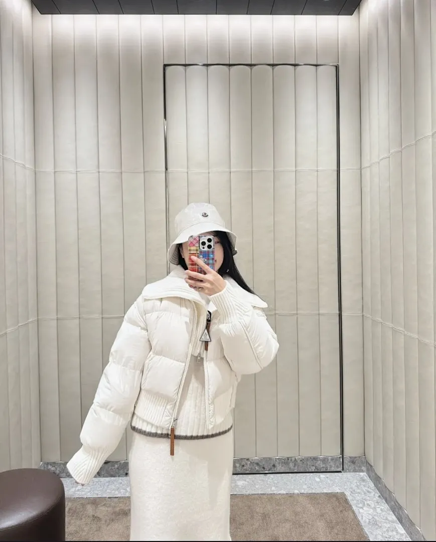 Moncler/蒙口 Jadeite24年新款女拼接假二件短款羽绒服
