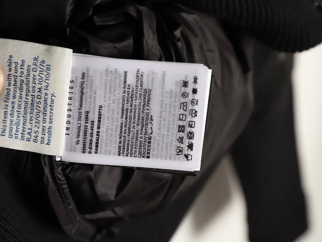 Moncler蒙口24s新款袖子拼接针织连帽轻薄羽绒服外套