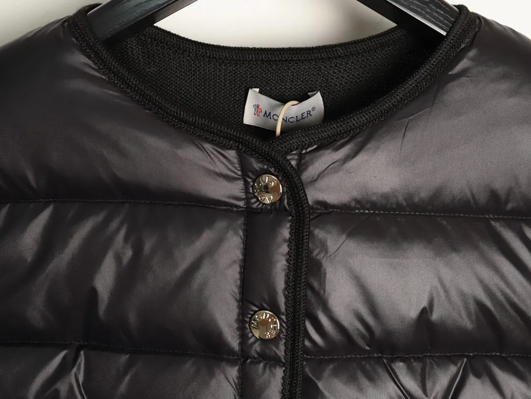 Moncler 蒙口 多纽扣针织拼接羽绒外套