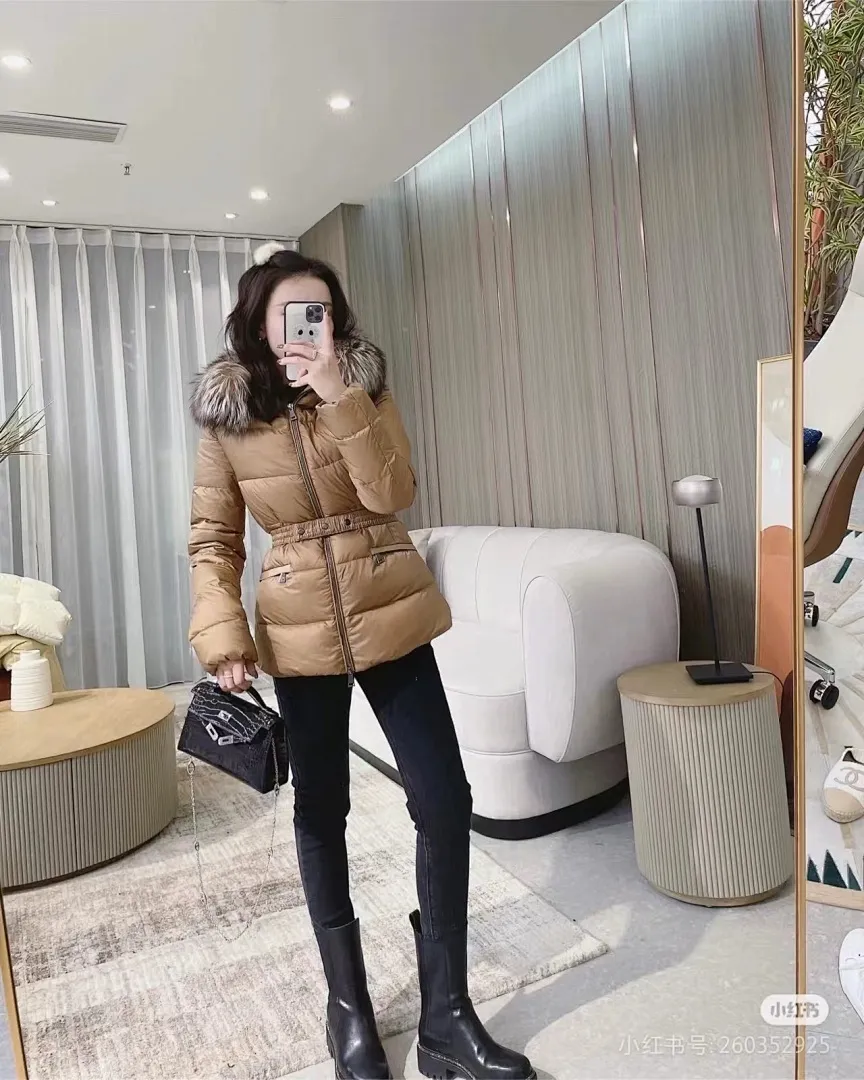 MONCLER 蒙口 HERMIFUR系列短款女款羽绒服
