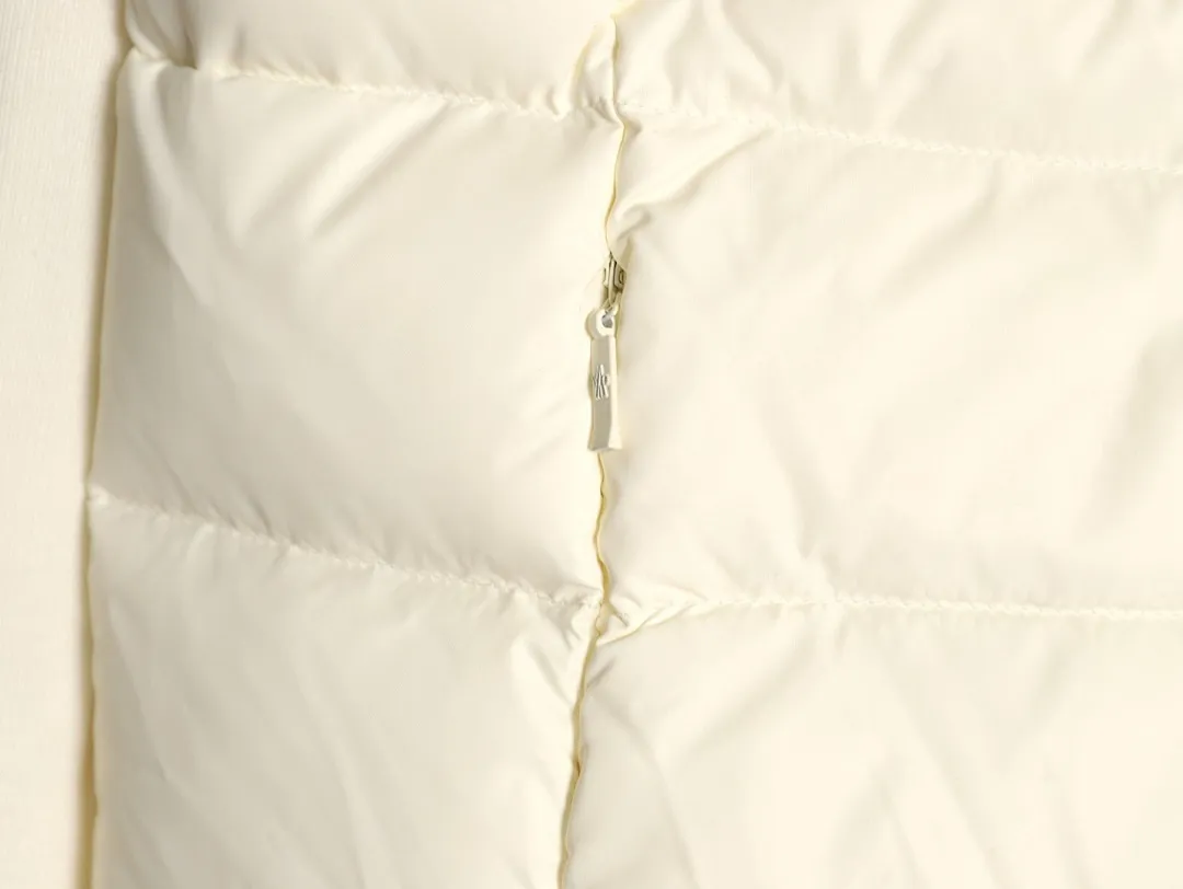 Moncler 蒙口 24s新款不规则拼接针织立领轻薄羽绒服外套