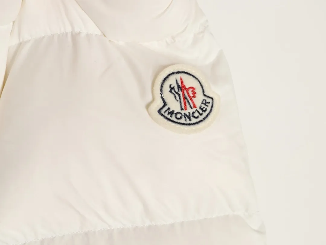 MONCLER 蒙口 HERMIFUR系列中长女款羽绒服