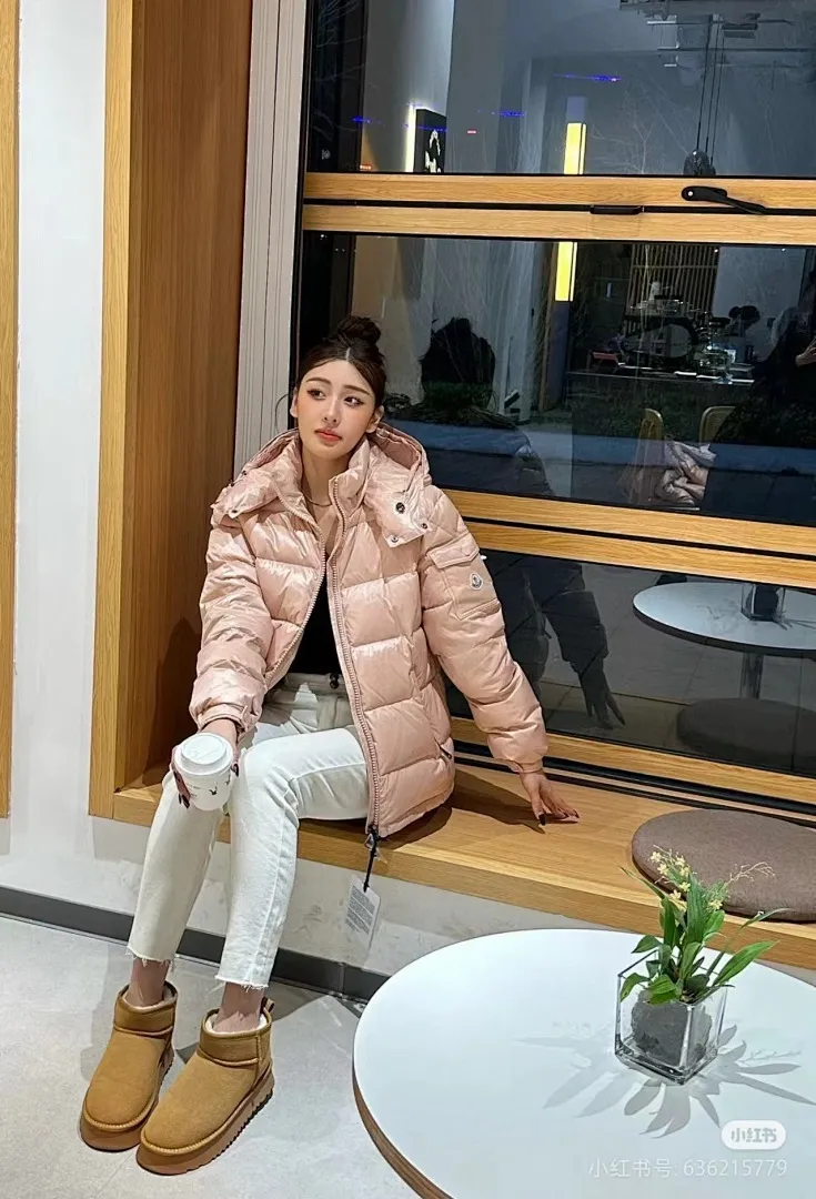 Moncler 蒙口 MAYA玛雅/陈奕迅同款/短款羽绒服