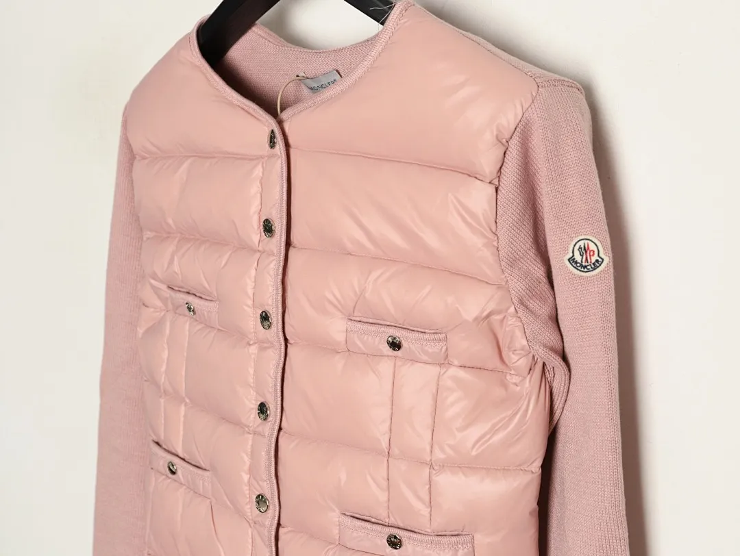 Moncler 蒙口 多纽扣针织拼接羽绒外套