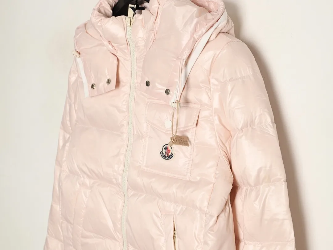 Moncler/蒙口 Andro系列 SS24 ANDRO短款徽标连帽长袖羽绒服
