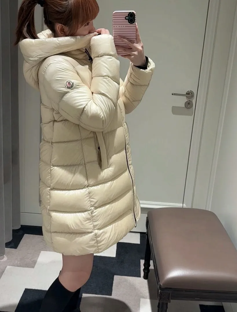 Moncler/蒙口 Baby娃娃款女士中长款连帽羽绒服