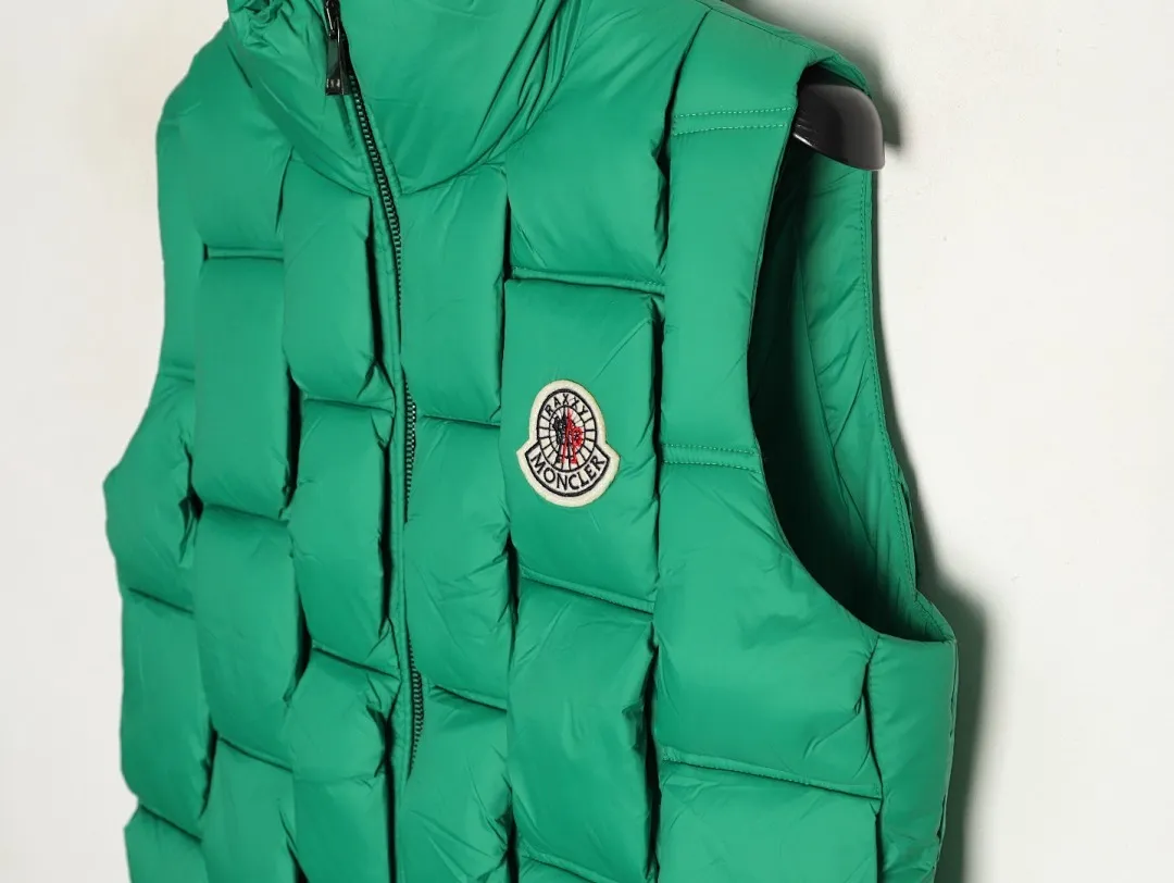 Moncler/蒙口 25Fw 羽绒编织马甲