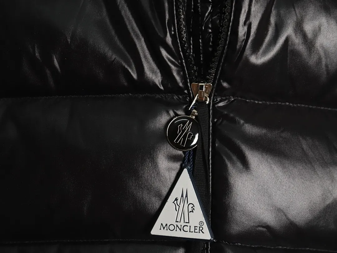 Moncler蒙口FW22corydale双峰款条纹连帽（帽子可拆卸）王一博同款羽绒服