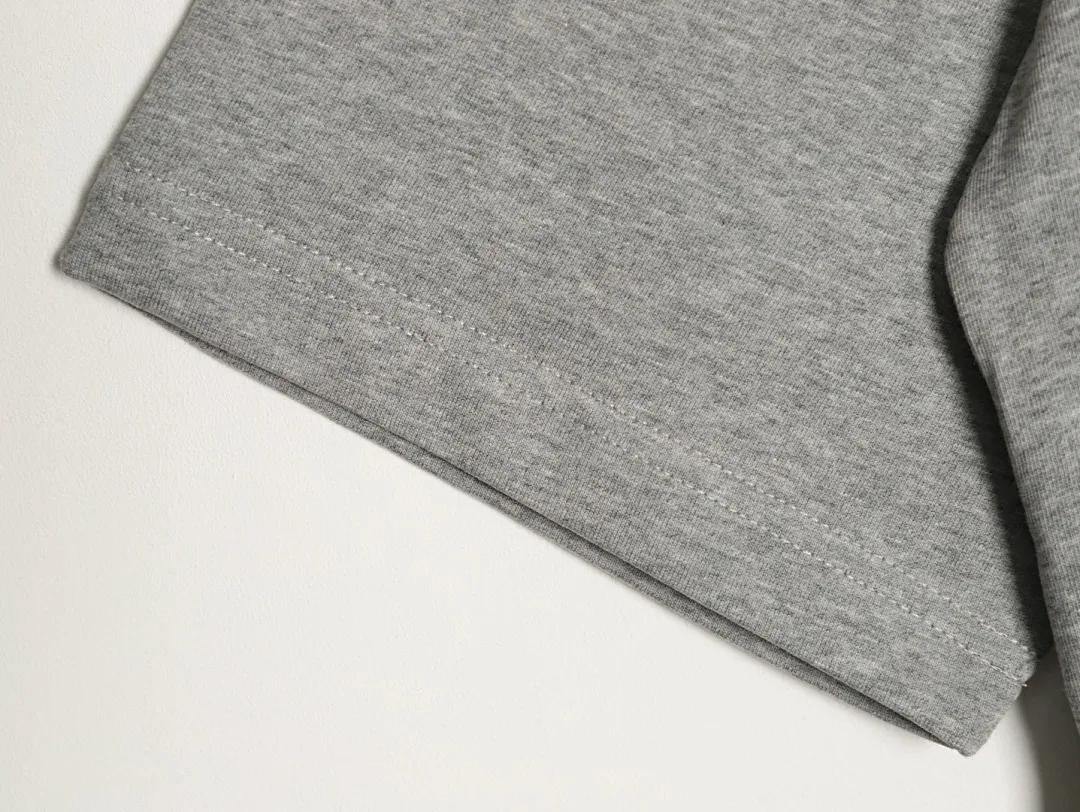 LOEWE 罗意威联名Louis Wain 小猫字母logo刺绣短袖T恤