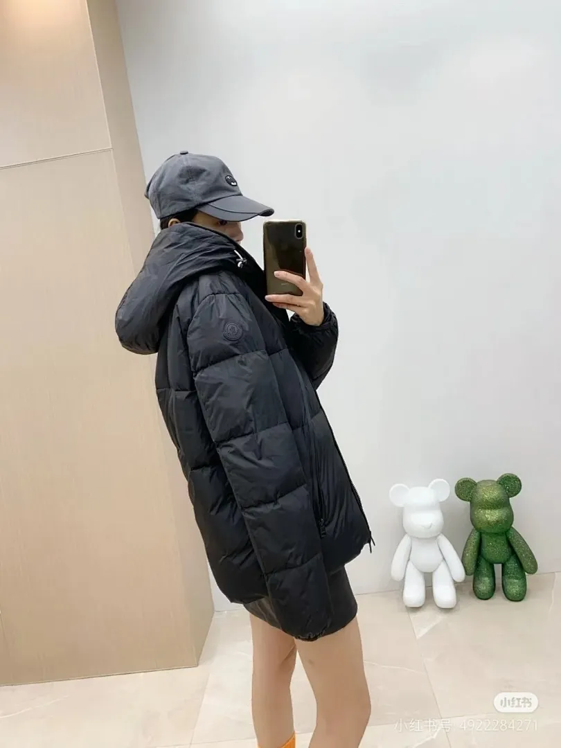 Moncler 蒙口 24ss内里门襟字母绣花羽绒服