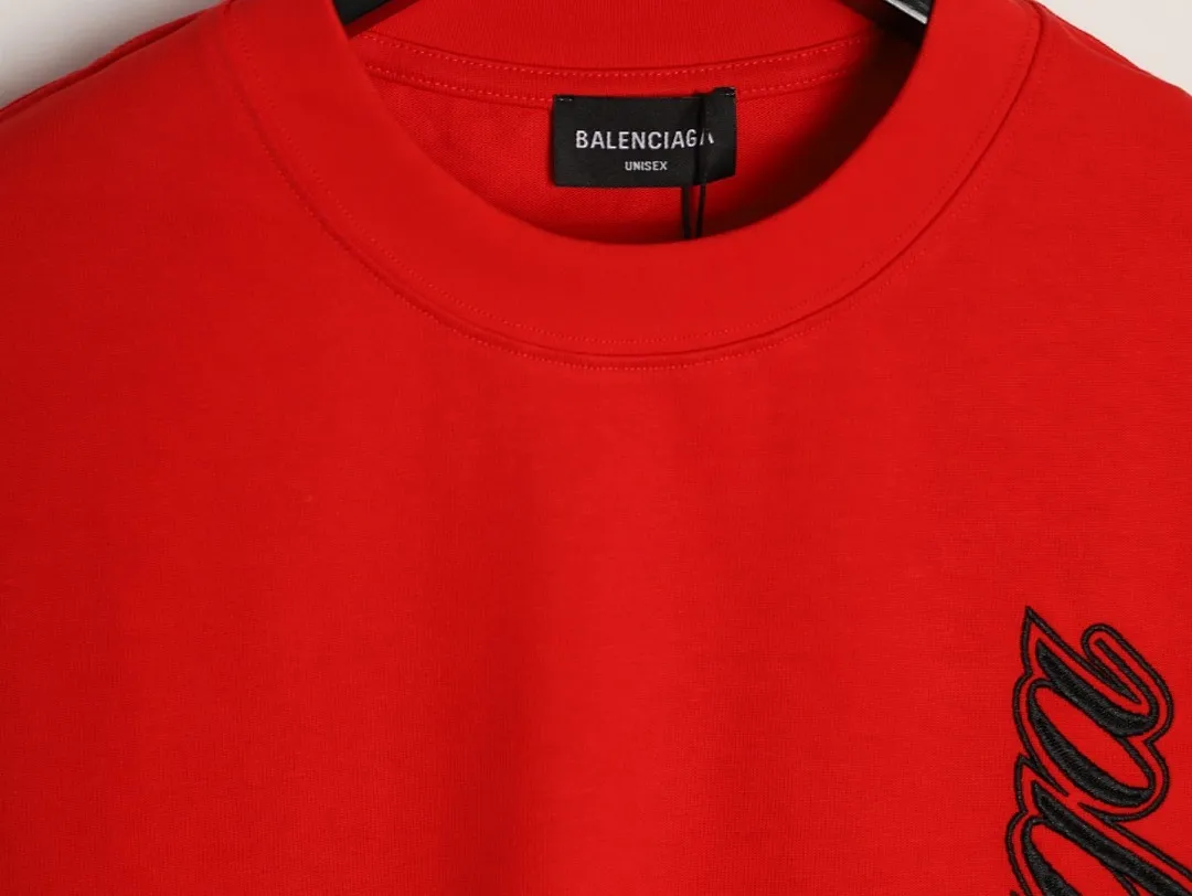 Balenciaga/巴黎世家 竖字母刺绣短袖