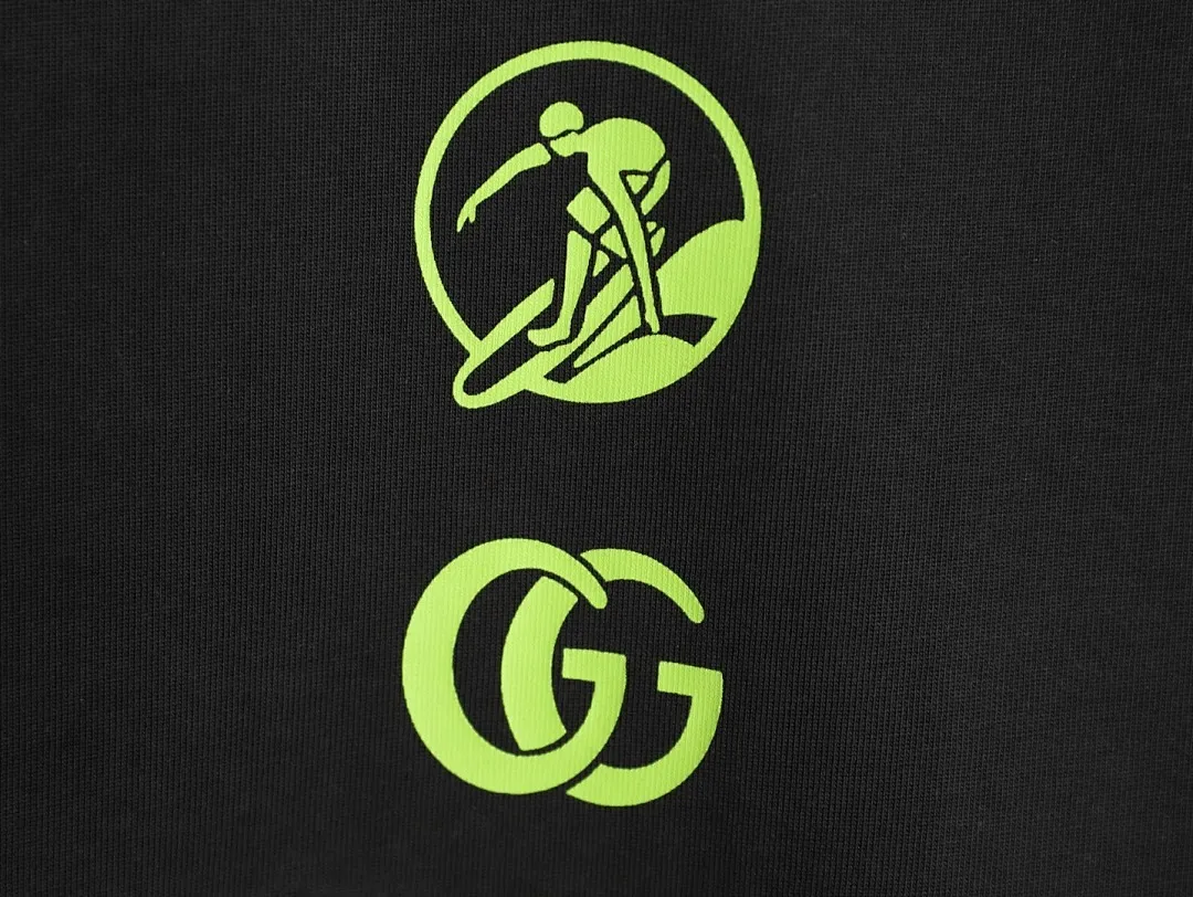 GUCCI 古驰 2026新款 立体压花字母logo 男女同款 短袖t恤