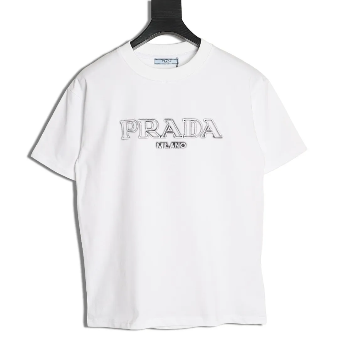 Prada/普拉达 26ss 镂空字母刺绣短袖