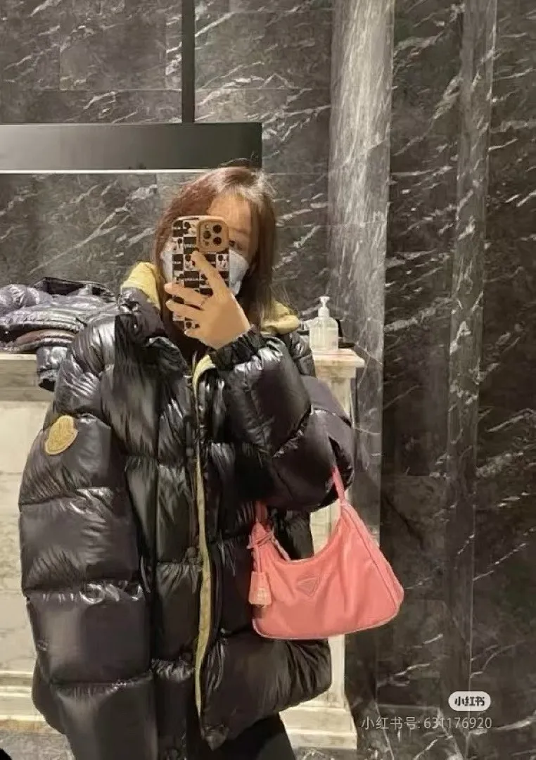 Moncler/蒙口24ss限定配色黄标拼接立领羽绒服